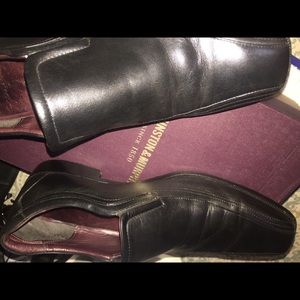 Johnston & Murphy Men’s shoes. 11.5 M. Black